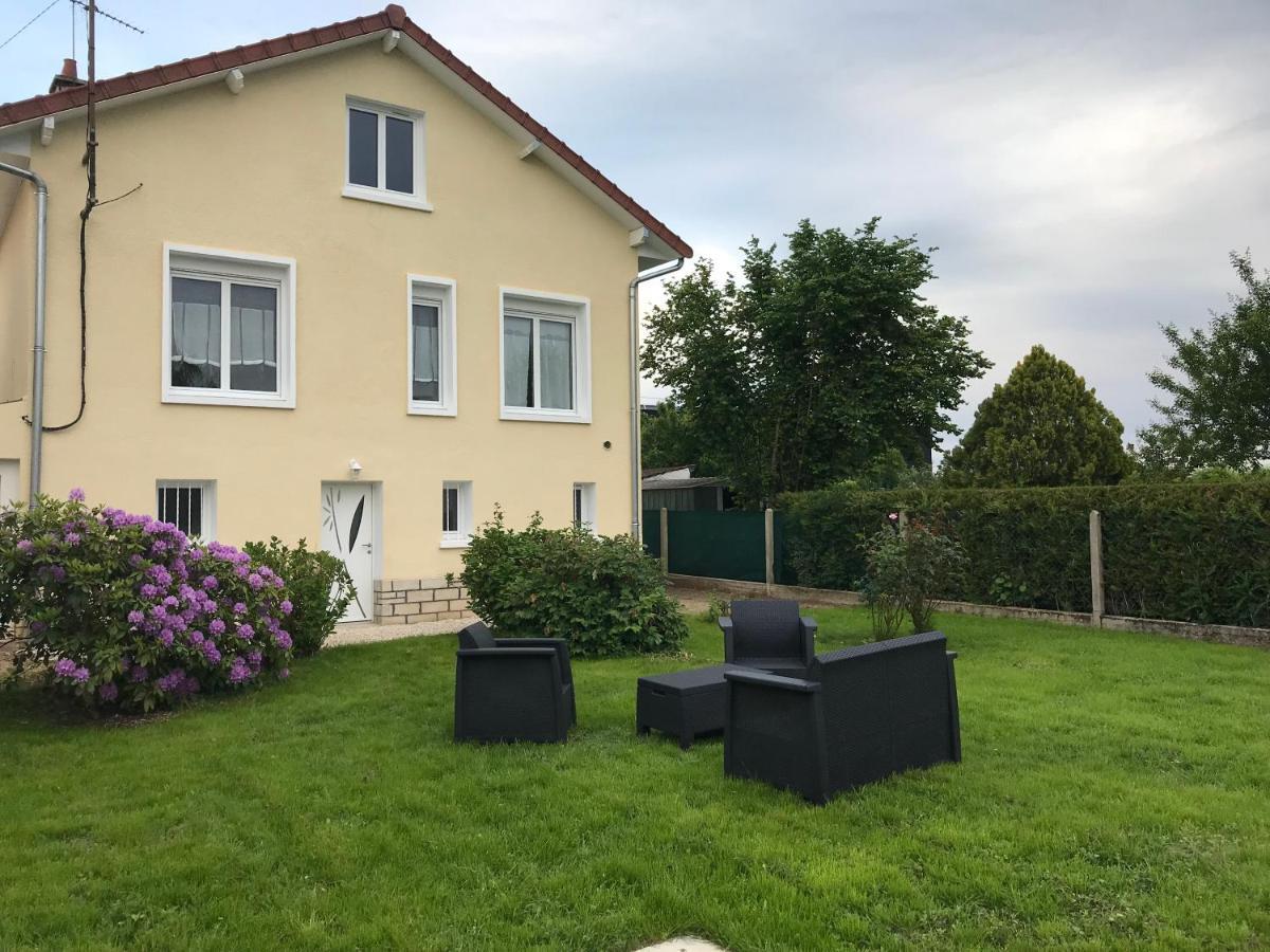 Gite Parislande Proche De Disneyland Reserve Exclusivement Aux Familles Avec Enfants Villa Saint-Germain-sur-Morin Exterior foto